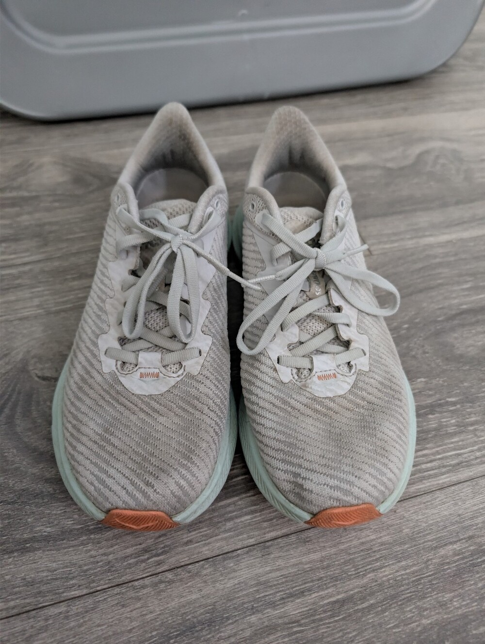 HOKA Solimar Running Shoes Stardust/Aqua Breeze Women's 8 Wide - Picture 2 of 9
